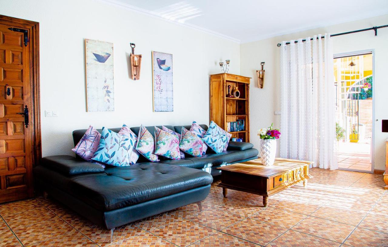 Villa Maria In El Rosario - Mit Sicht Auf Gibralta Marbella Luaran gambar