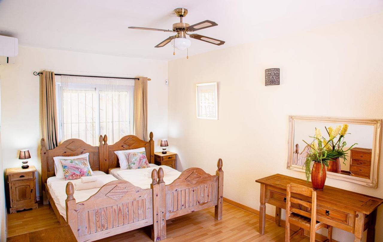 Villa Maria In El Rosario - Mit Sicht Auf Gibralta Marbella Luaran gambar